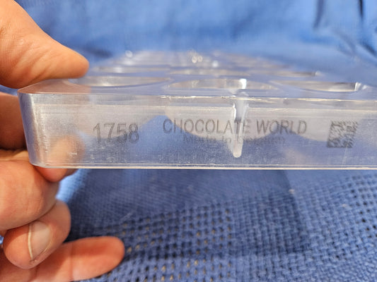 Twisted Rectangle CW1758 - Luis Robledo